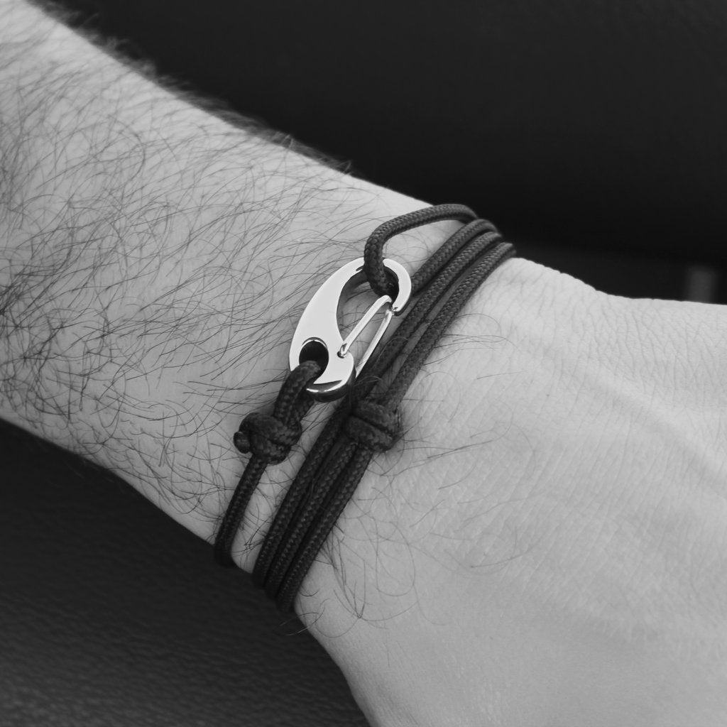 Tactical cord bracelet 2025