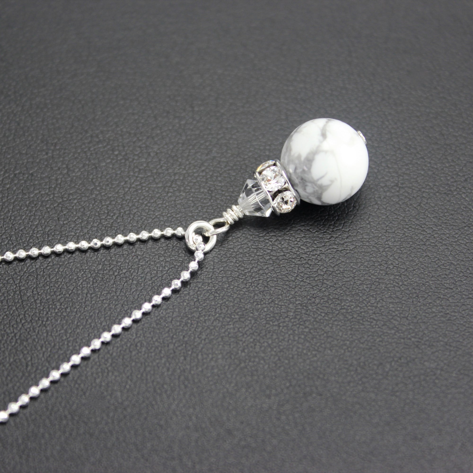 Classical Petite Luxe Necklace (Marble Howlite)