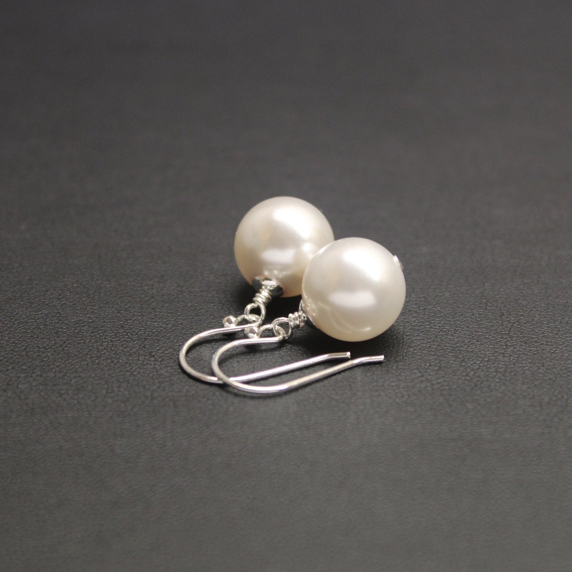 Vogue Sterling Silver Bud Drop Pearl Earrings (White)